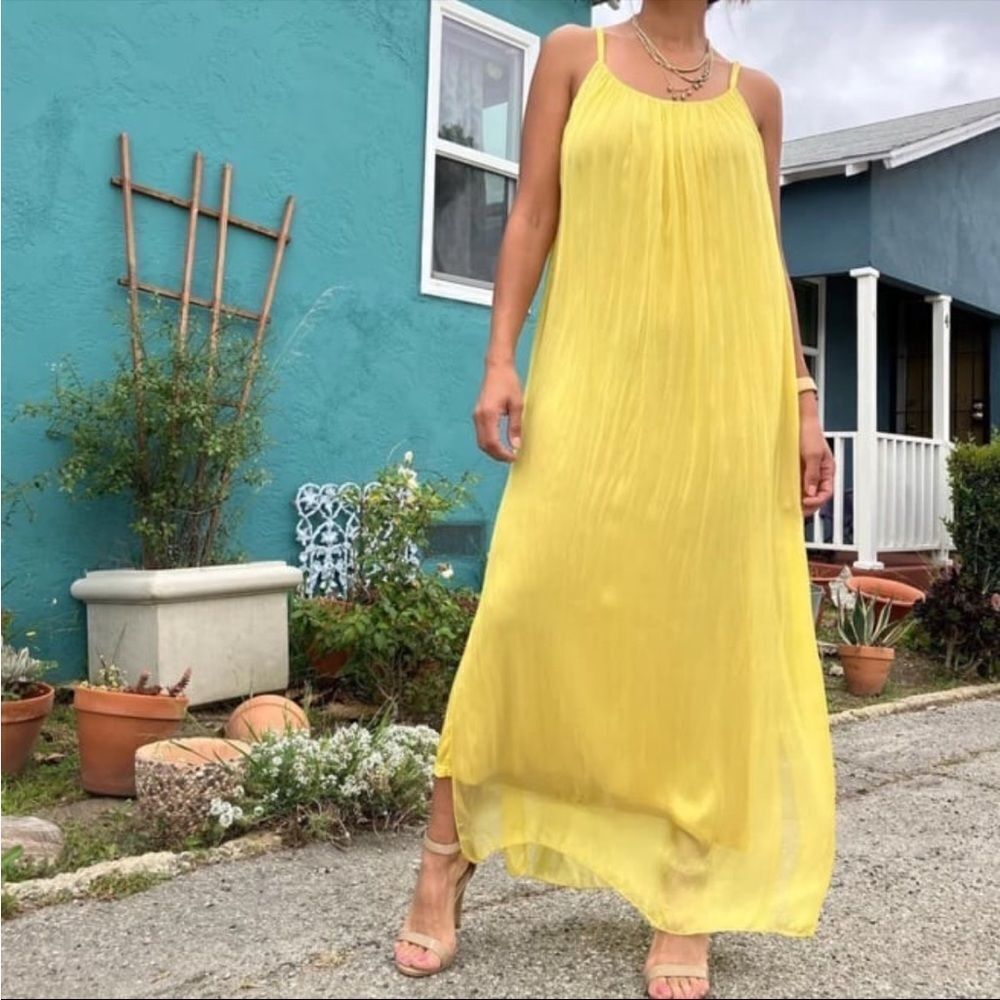 Knot Sisters Yvonne Yellow Sleeveless Maxi Dress NEW WITH TAGS SIZE SMALL